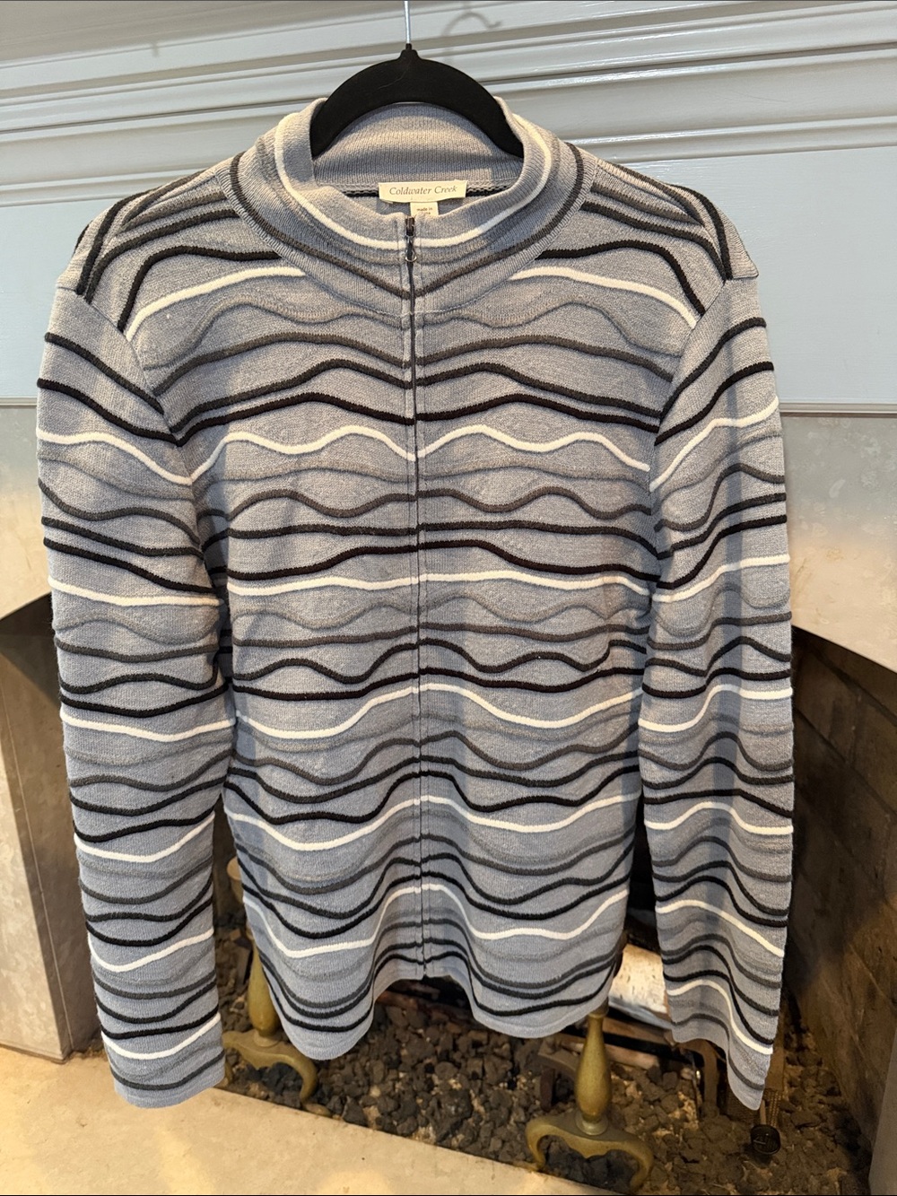 Coldwater Creek Woman’s Gray Wave-Stripe Zip Sweater size large